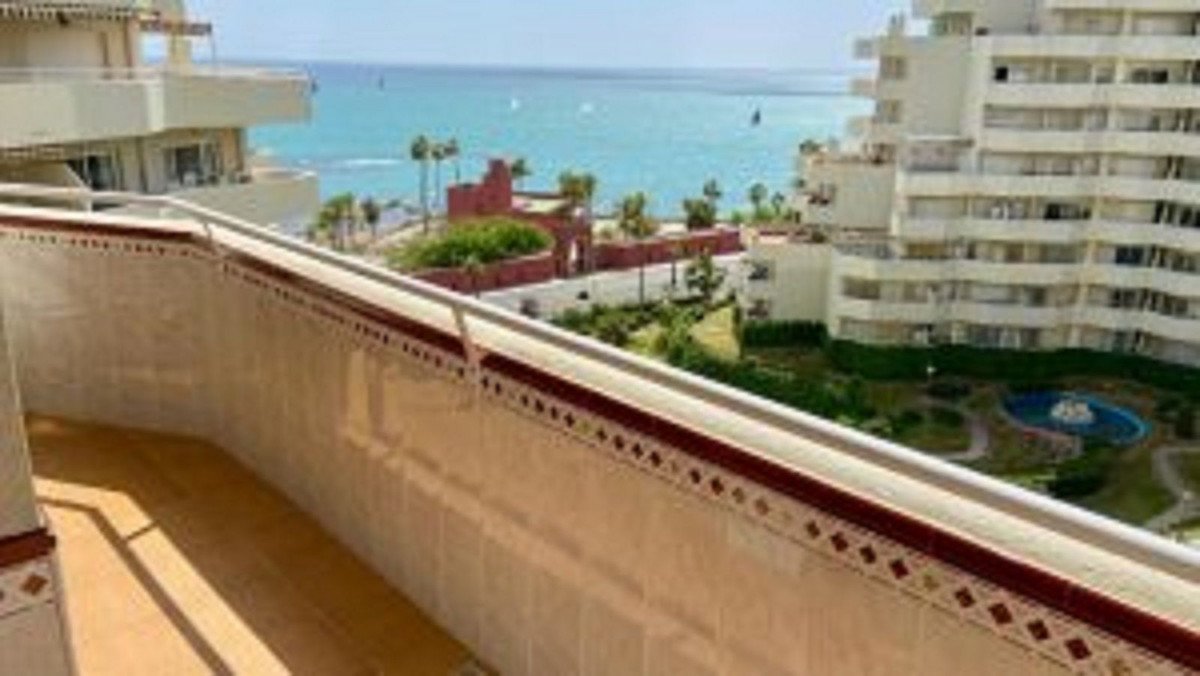 1 Bed Middle Floor Apartment in Benalmadena