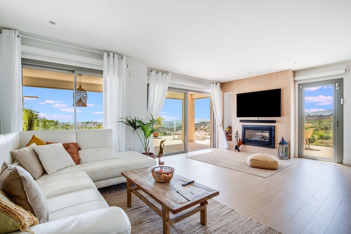 3 Bed Semi-Detached House in Mijas Costa