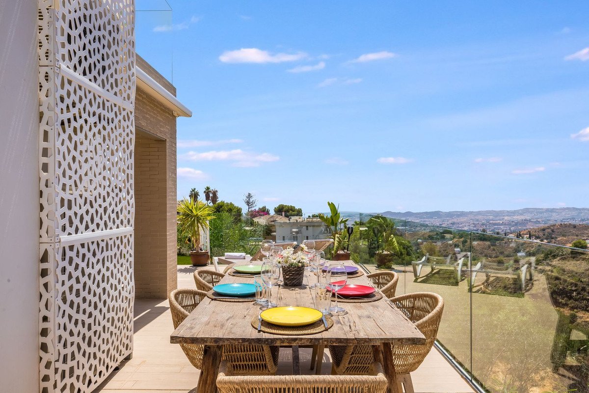 3 Bed Semi-Detached House in Mijas Costa