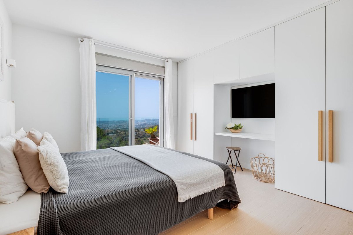3 Bed Semi-Detached House in Mijas Costa