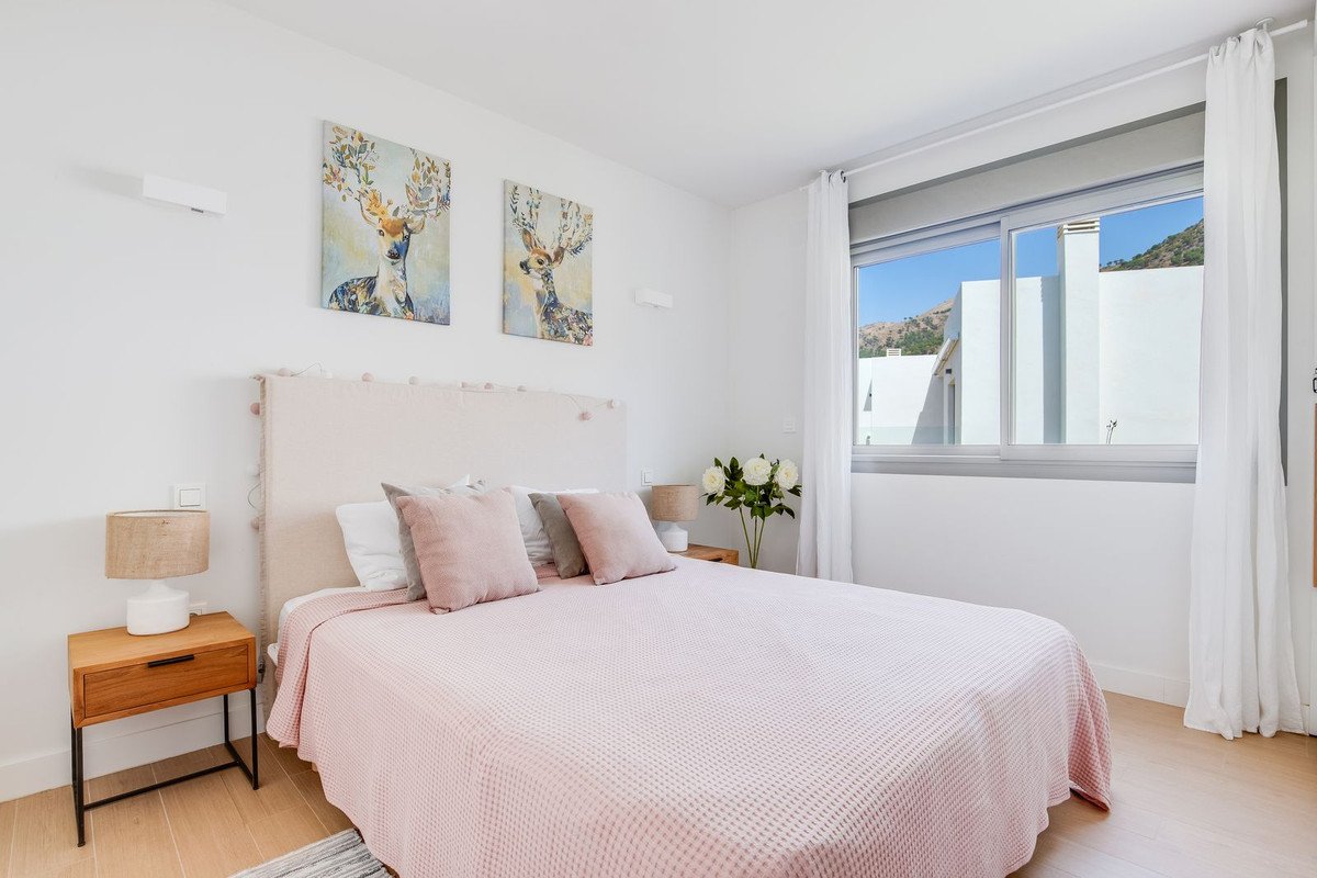 3 Bed Semi-Detached House in Mijas Costa