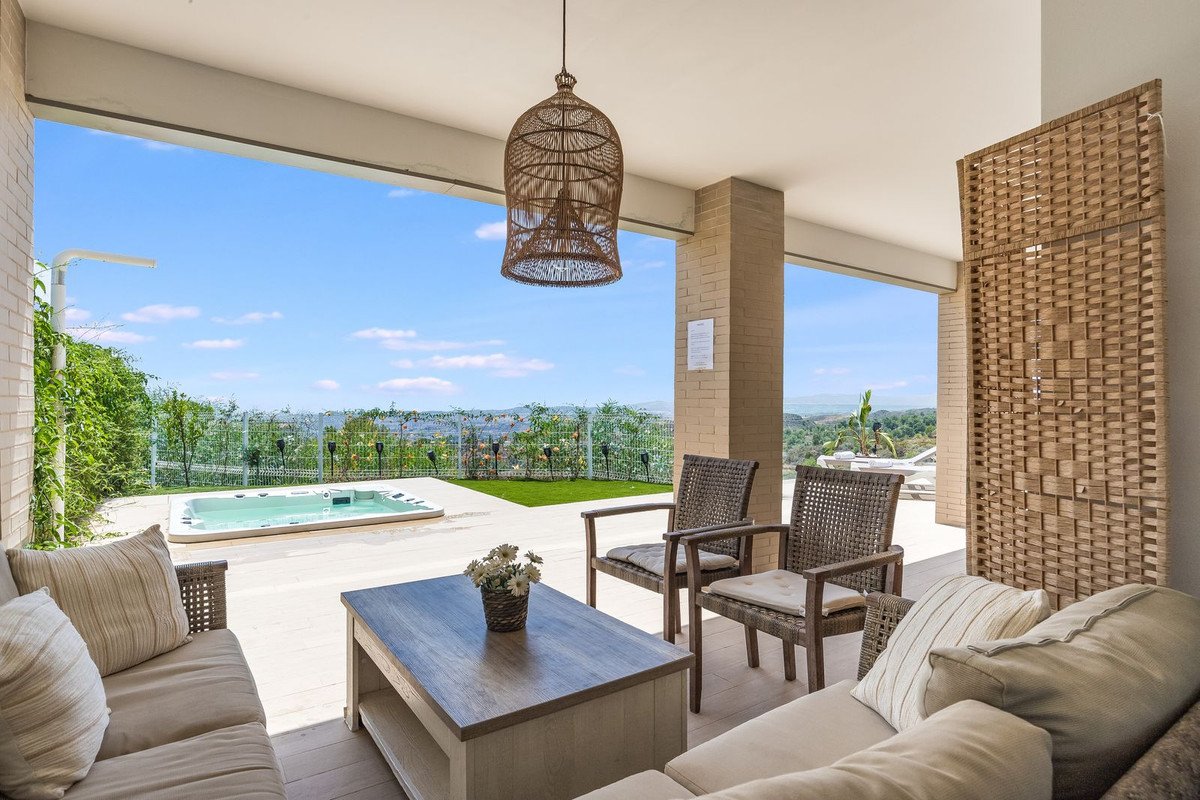 3 Bed Semi-Detached House in Mijas Costa