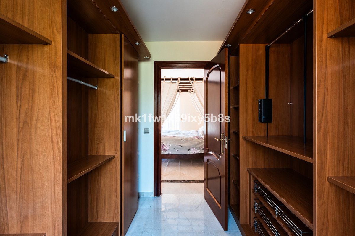 5 Bed Detached Villa in Alhaurín de la Torre