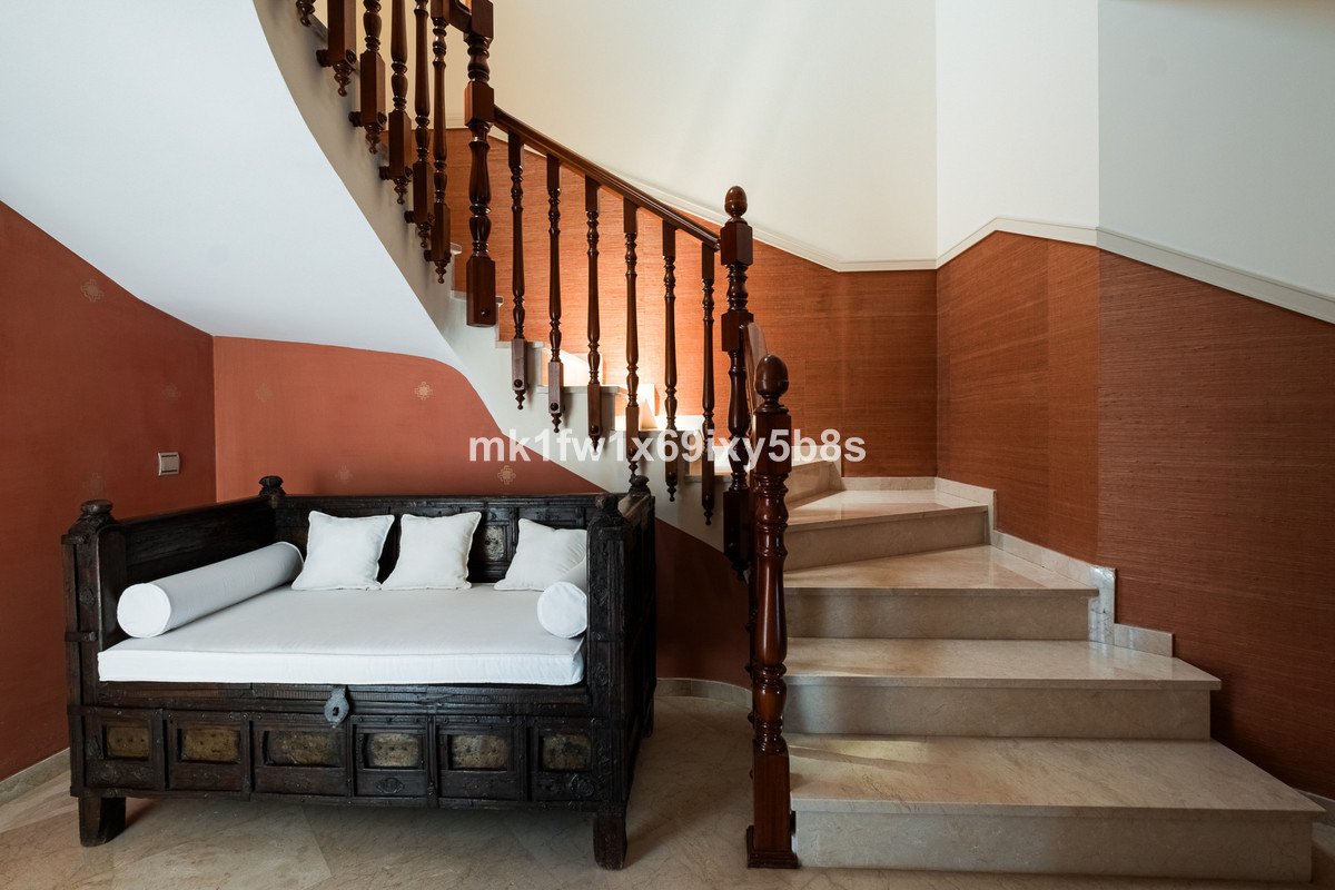 5 Bed Detached Villa in Alhaurín de la Torre