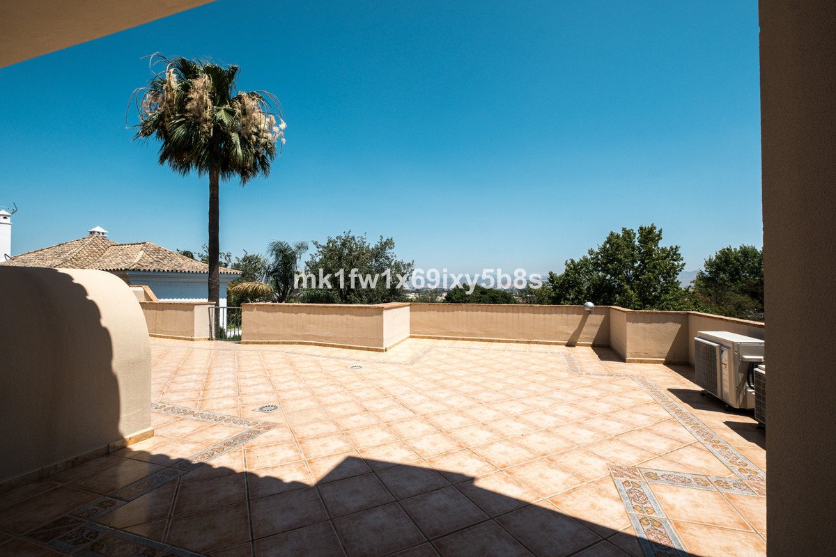 5 Bed Detached Villa in Alhaurín de la Torre