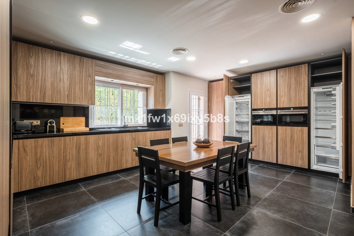 5 Bed Detached Villa in Alhaurín de la Torre