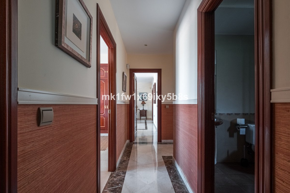 5 Bed Detached Villa in Alhaurín de la Torre