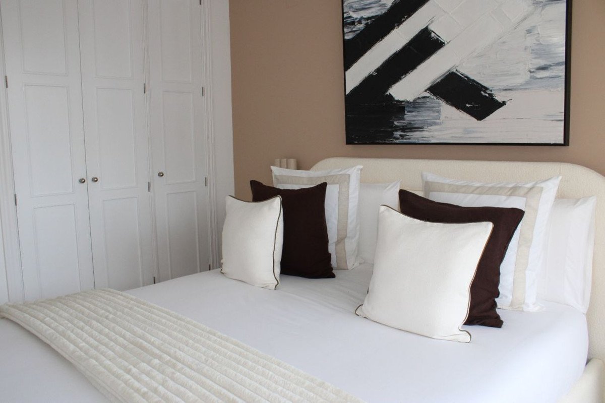 2 Bed Middle Floor Apartment in Marbella