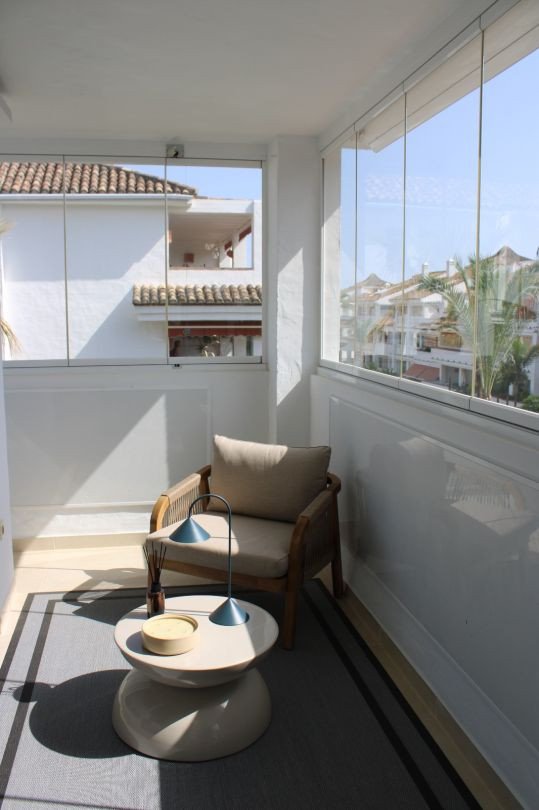 2 Bed Middle Floor Apartment in Marbella
