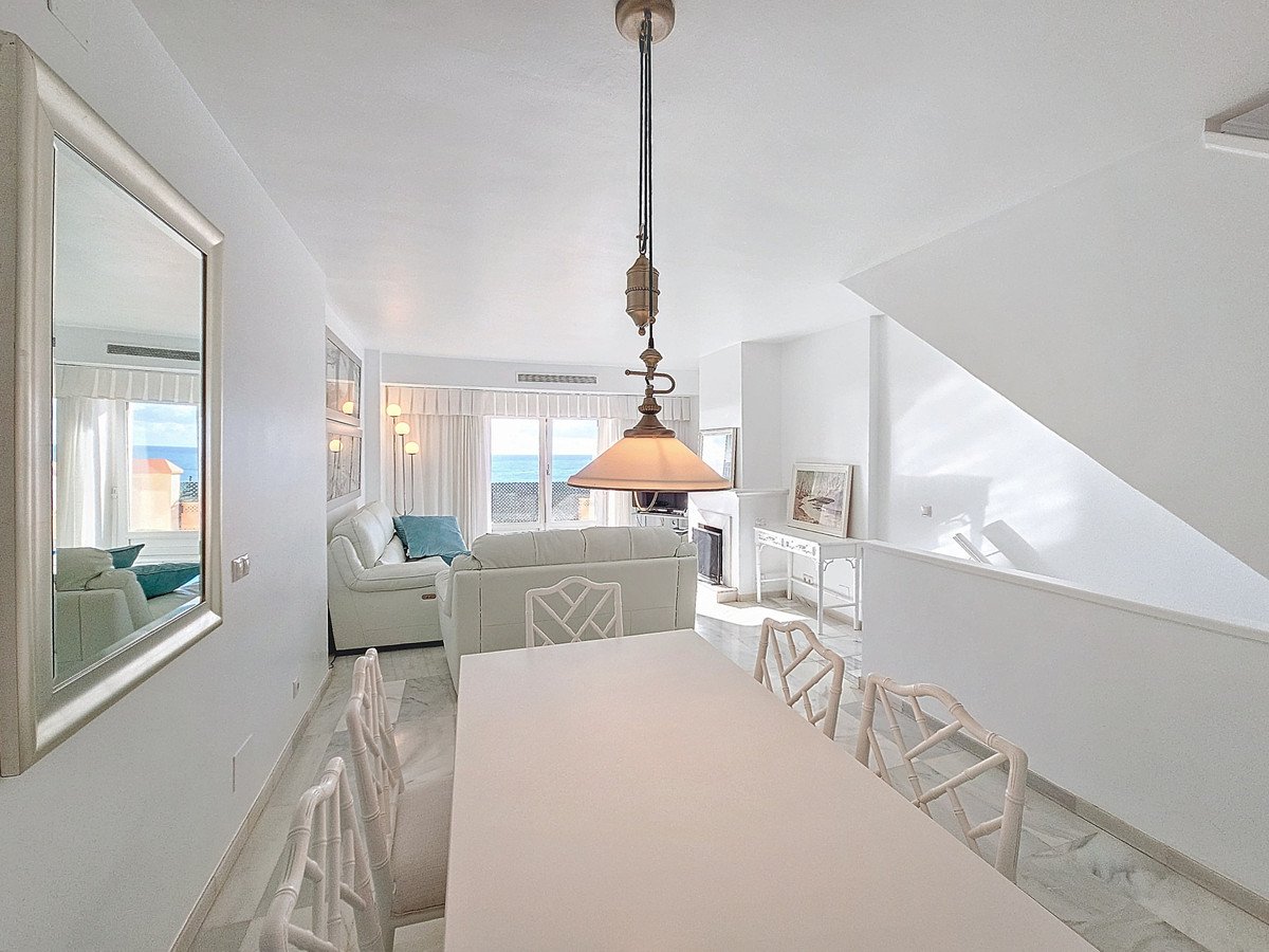 5 Bed Townhouse in Estepona