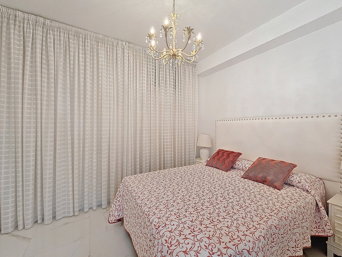 5 Bed Townhouse in Estepona