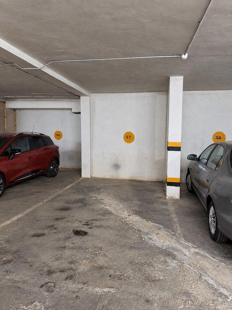 Garage in La Mata
