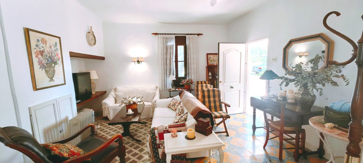 3 Bed Finca - Cortijo in Elda