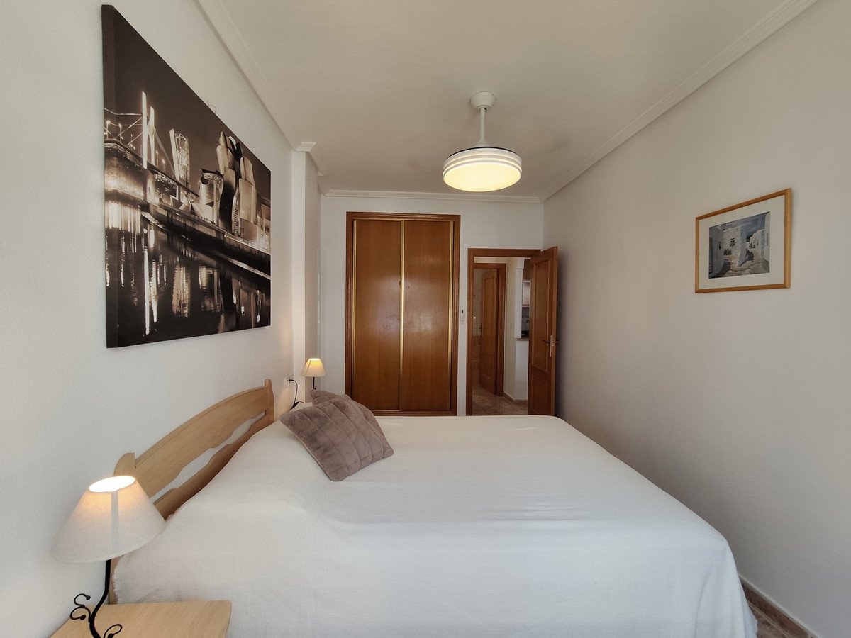 2 Bed Middle Floor Apartment in Cabo Roig