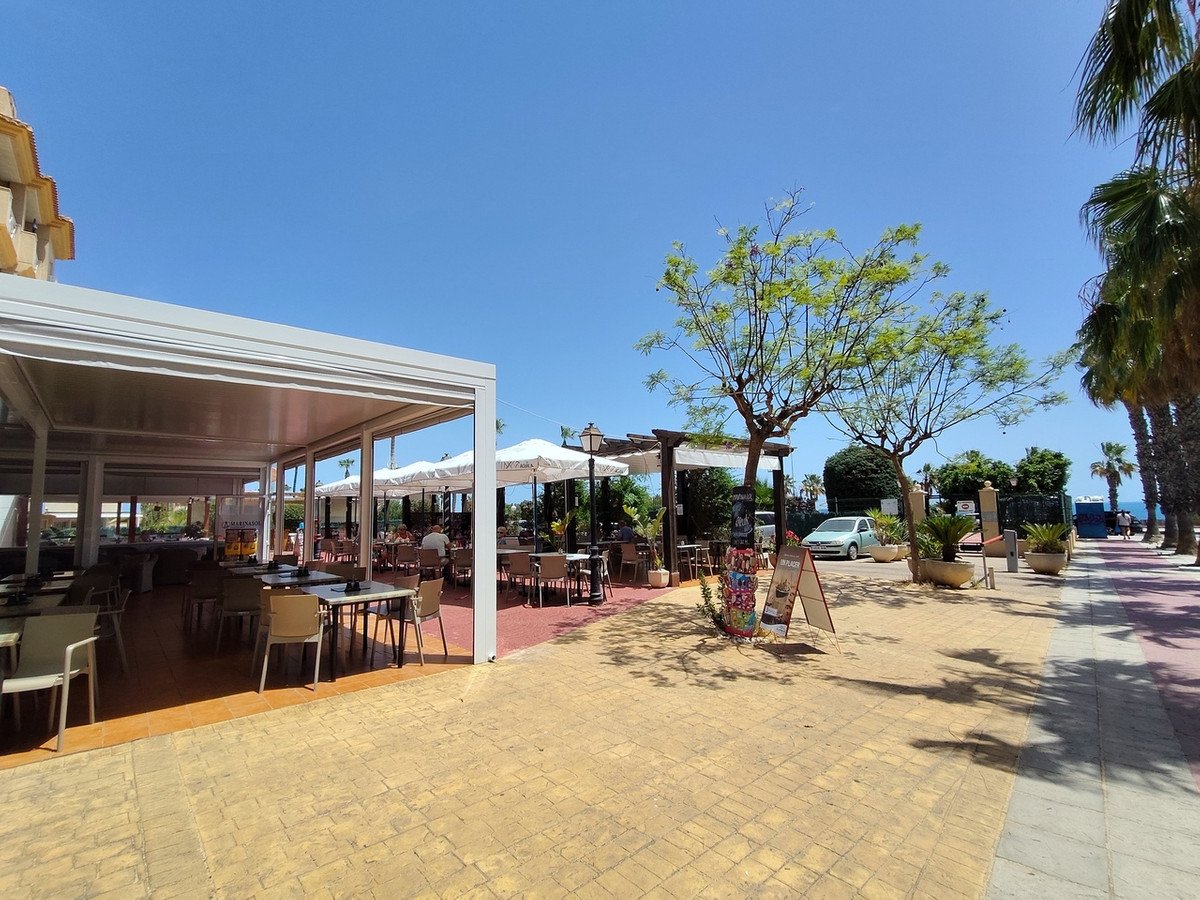 2 Bed Middle Floor Apartment in Cabo Roig