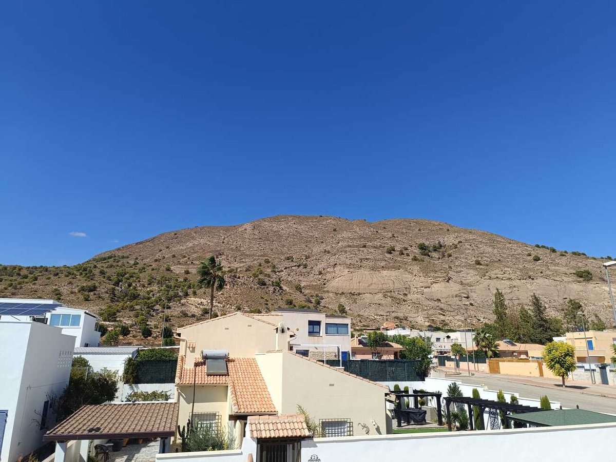 3 Bed Detached Villa in Fortuna