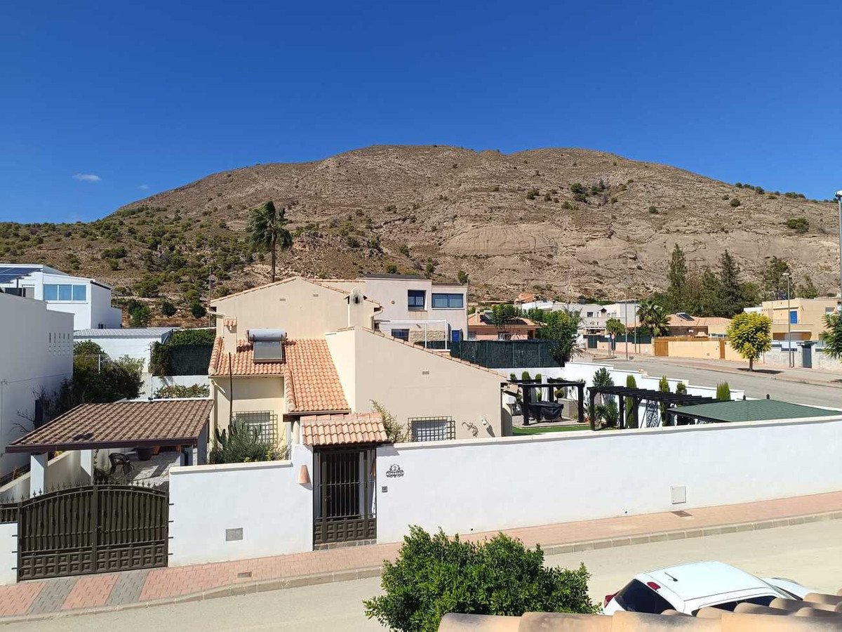 3 Bed Detached Villa in Fortuna