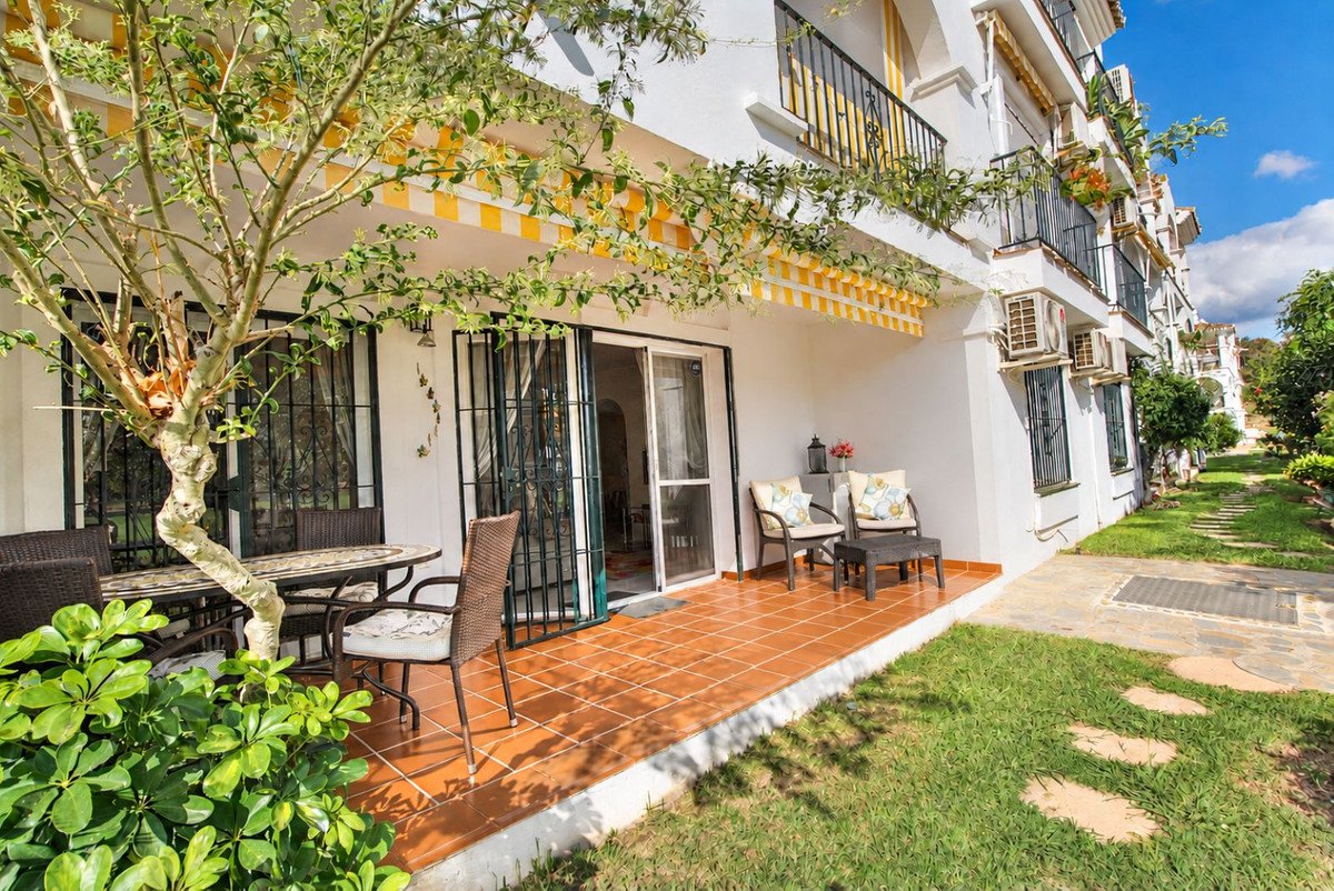 2 Bed Ground Floor Apartment in Mijas Golf