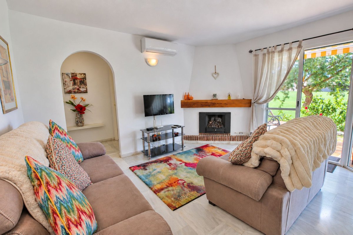2 Bed Ground Floor Apartment in Mijas Golf