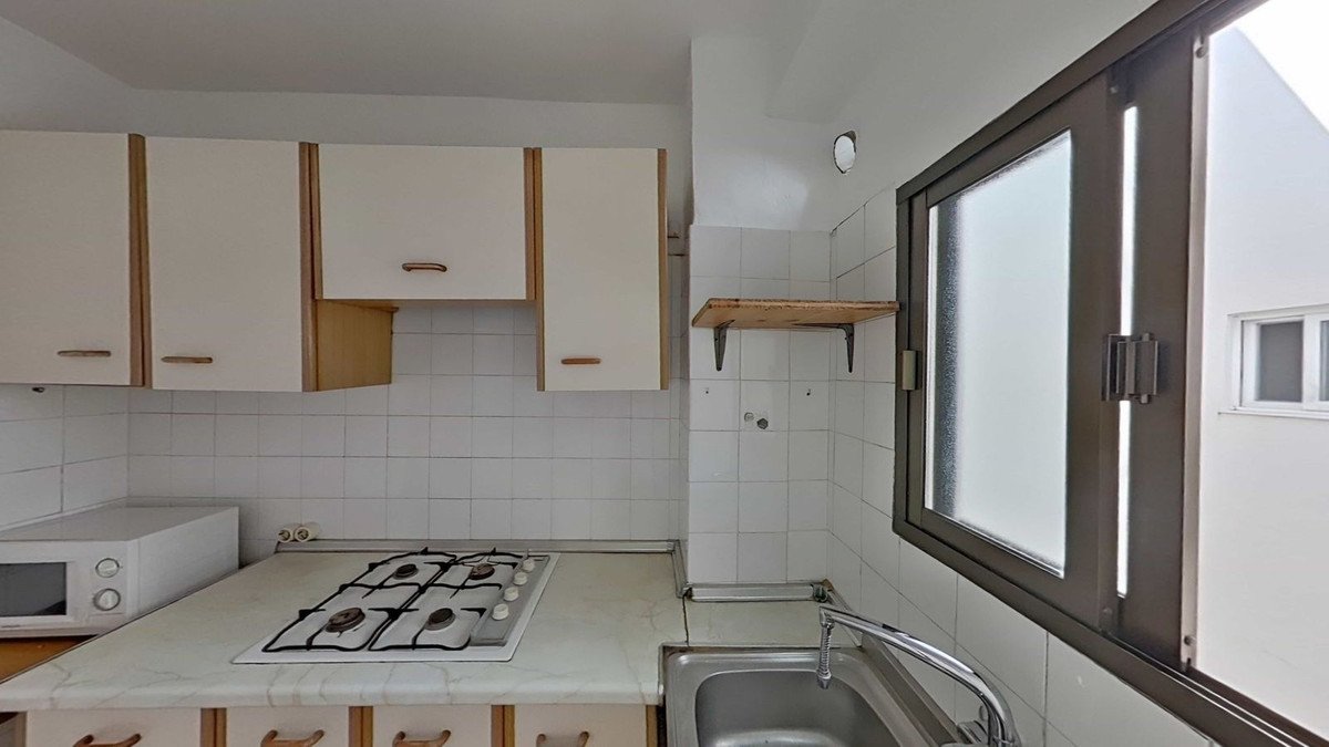 3 Bed Middle Floor Apartment in Marbella