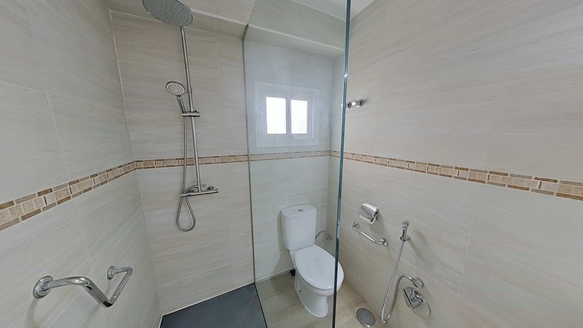 3 Bed Middle Floor Apartment in Marbella