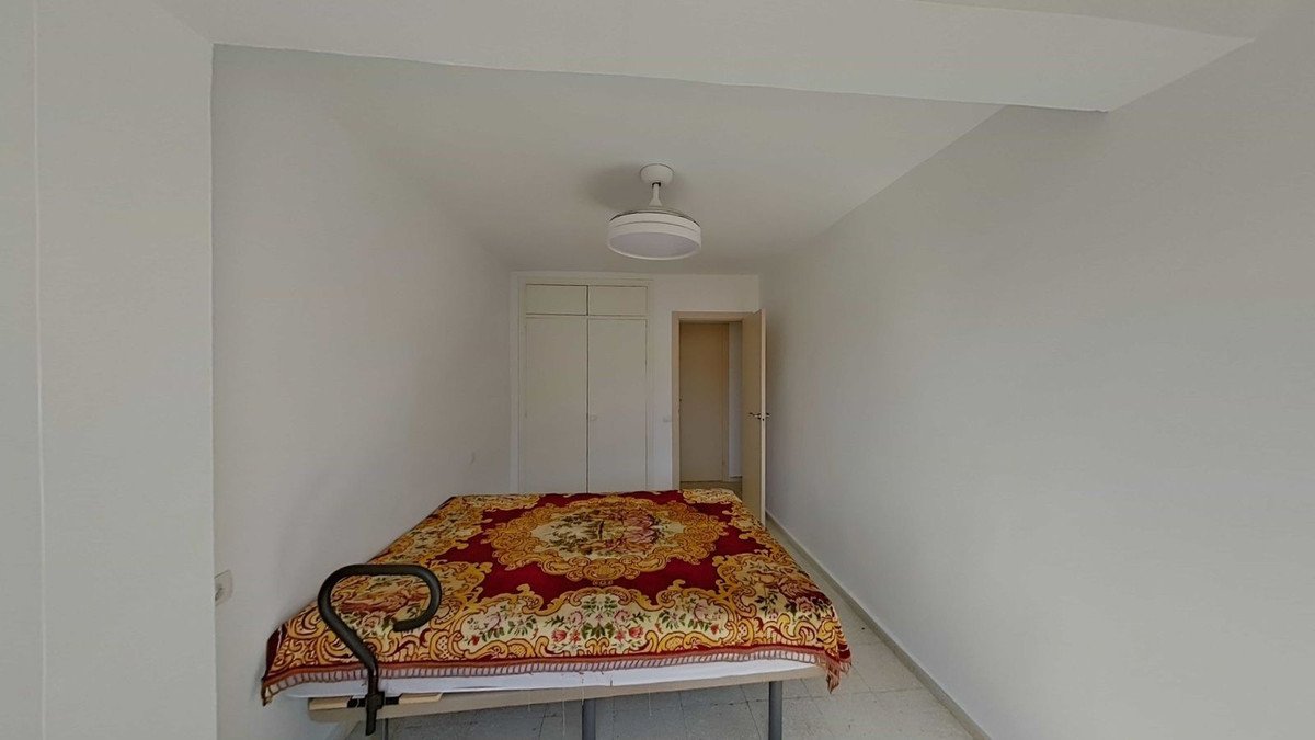 3 Bed Middle Floor Apartment in Marbella