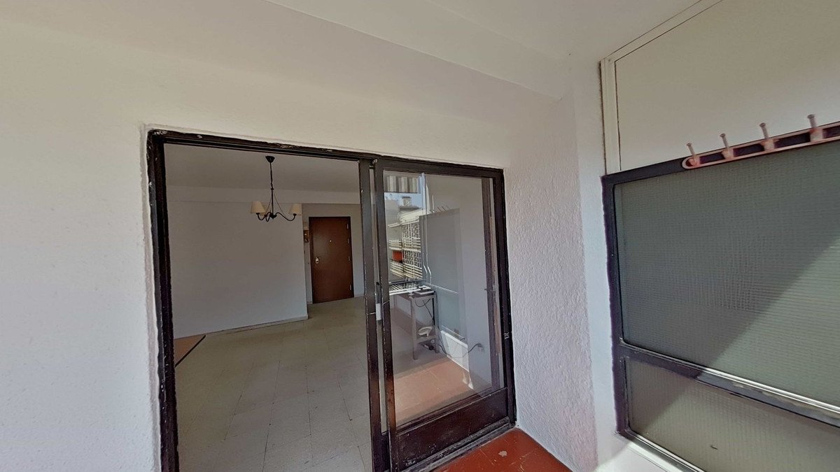 3 Bed Middle Floor Apartment in Marbella