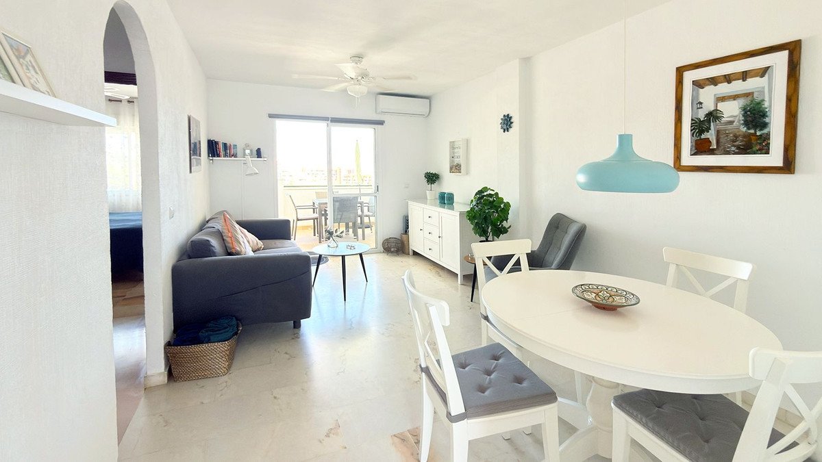 2 Bed Top Floor Apartment in Benalmadena