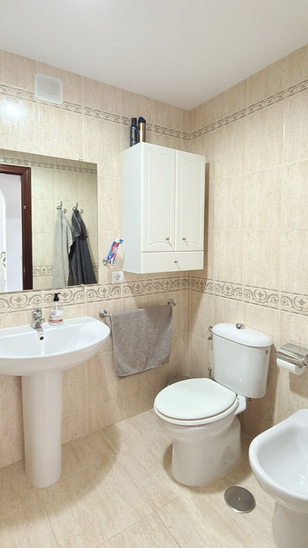 2 Bed Top Floor Apartment in Benalmadena