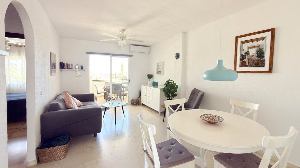 2 Bed Top Floor Apartment in Benalmadena