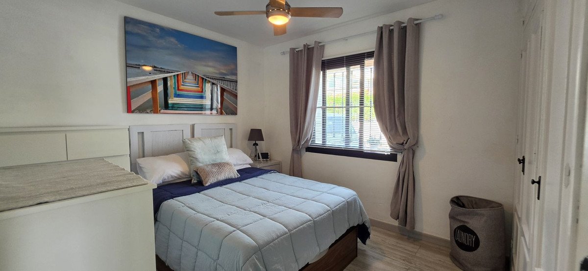 2 Bed Ground Floor Apartment in Riviera del Sol
