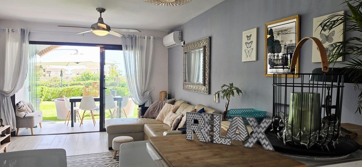 2 Bed Ground Floor Apartment in Riviera del Sol