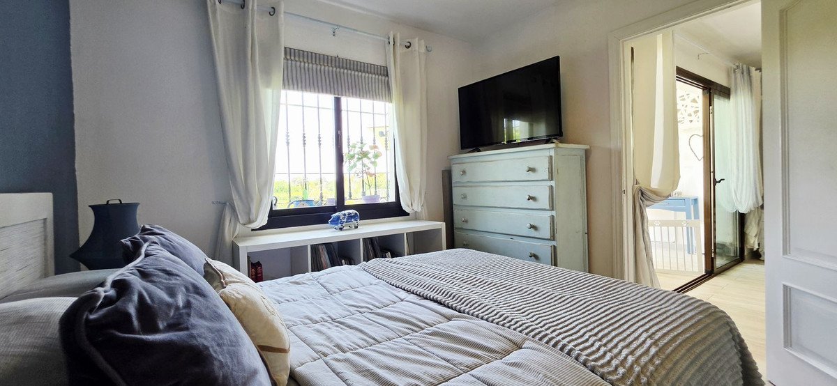 2 Bed Ground Floor Apartment in Riviera del Sol