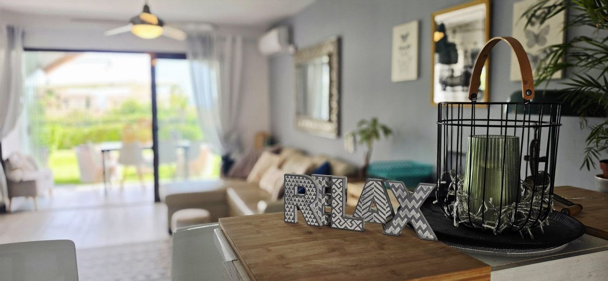 2 Bed Ground Floor Apartment in Riviera del Sol