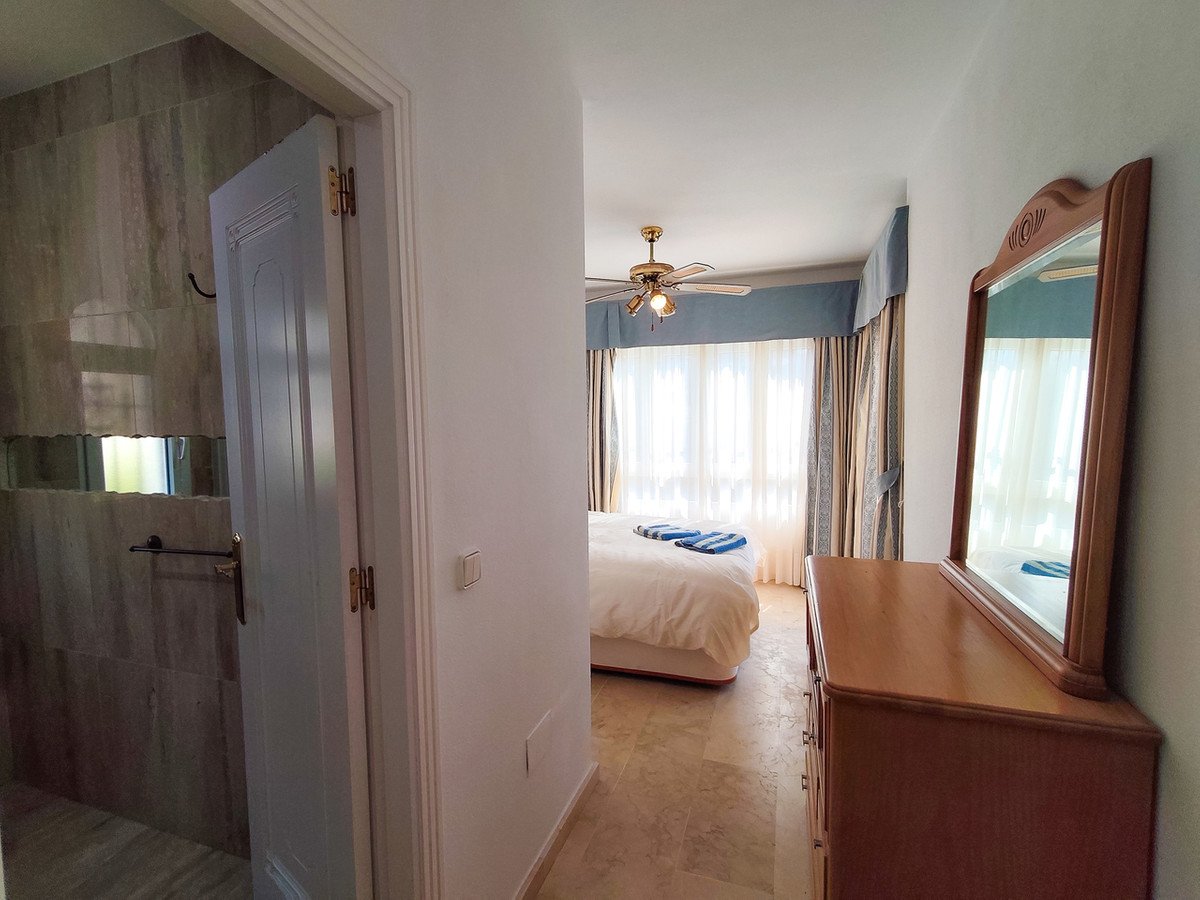 3 Bed Detached Villa in Villamartin