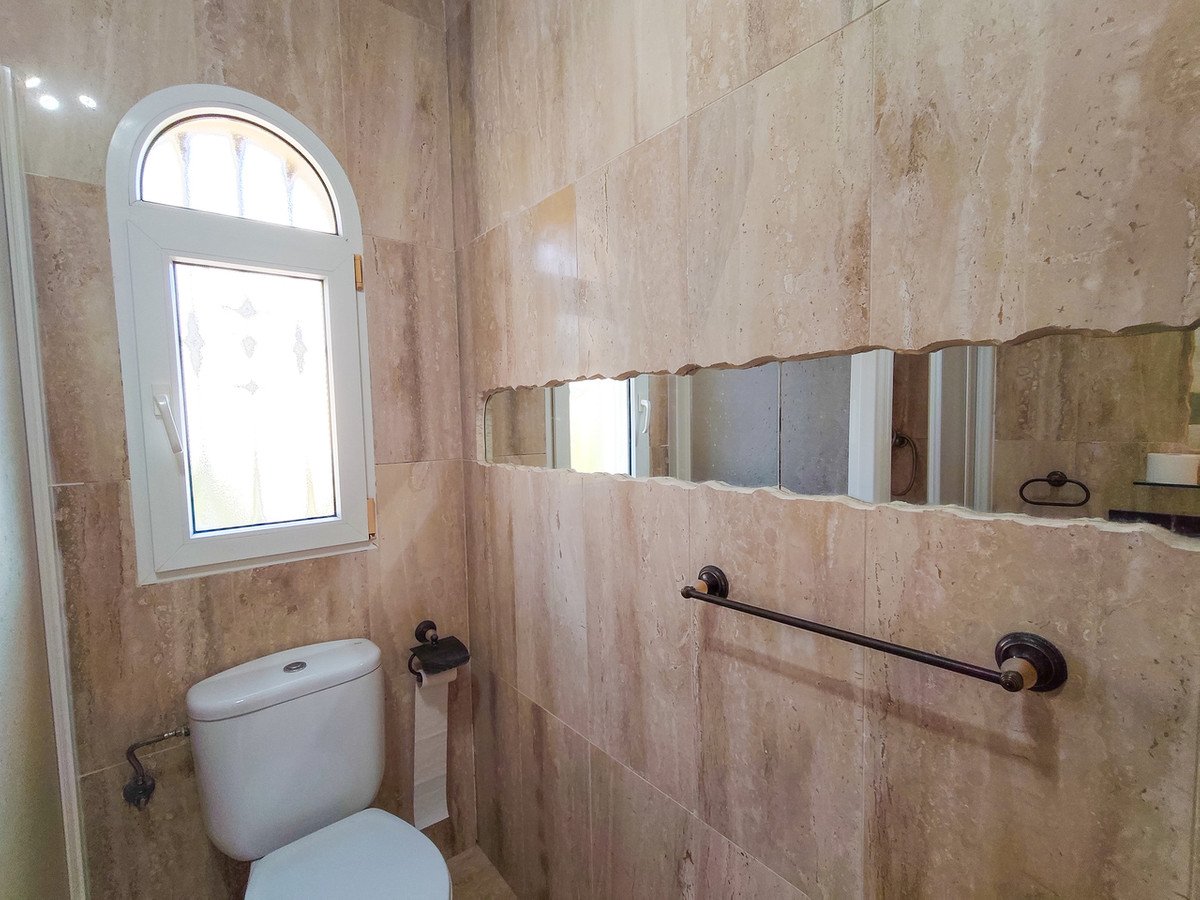 3 Bed Detached Villa in Villamartin