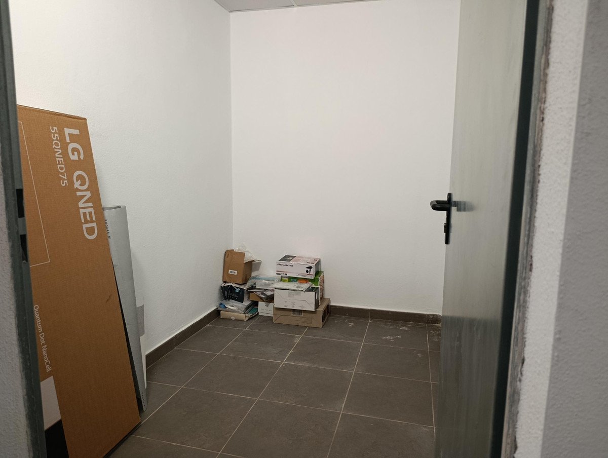 3 Bed Middle Floor Apartment in Martiricos