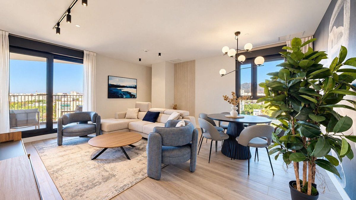3 Bed Middle Floor Apartment in Martiricos