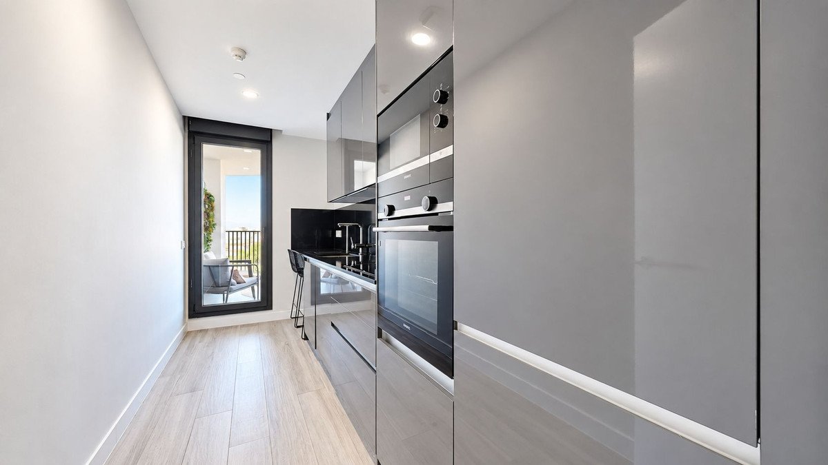 3 Bed Middle Floor Apartment in Martiricos