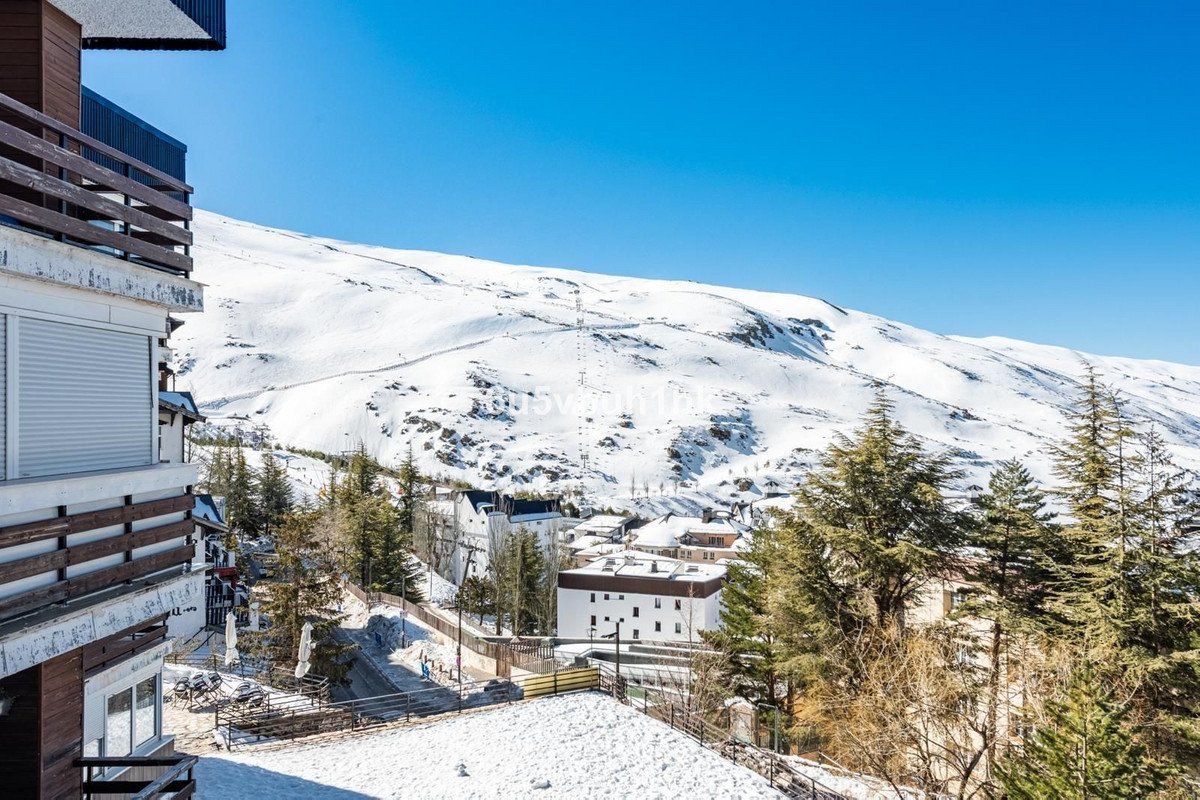 3 Bed Middle Floor Apartment in Monachil