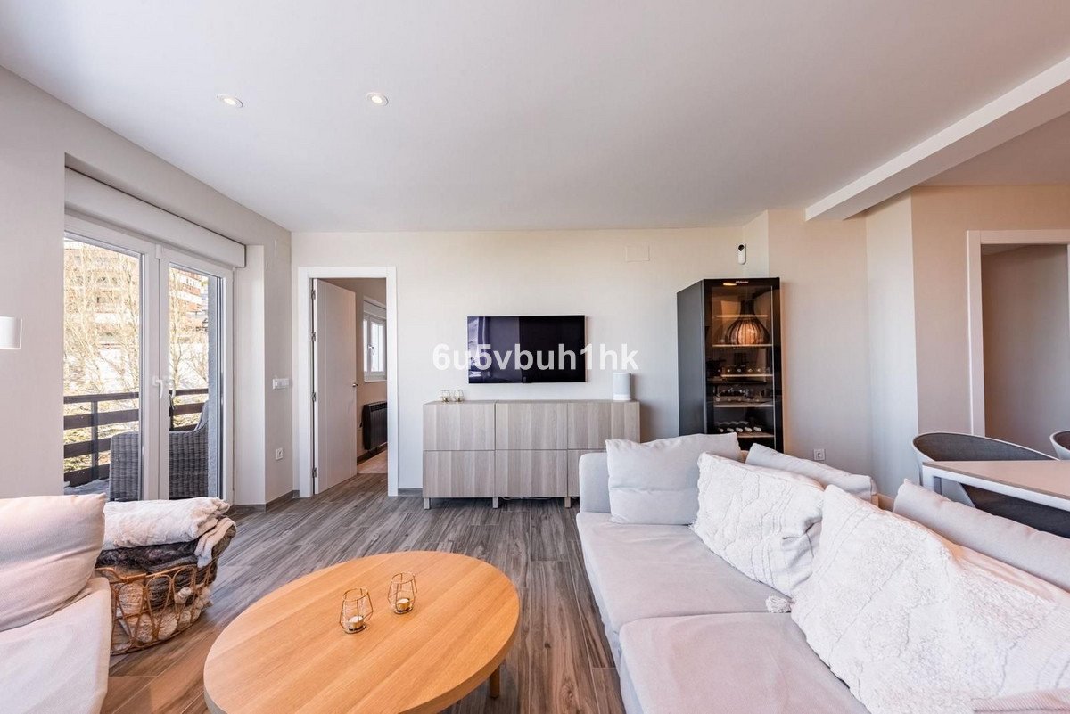 3 Bed Middle Floor Apartment in Monachil