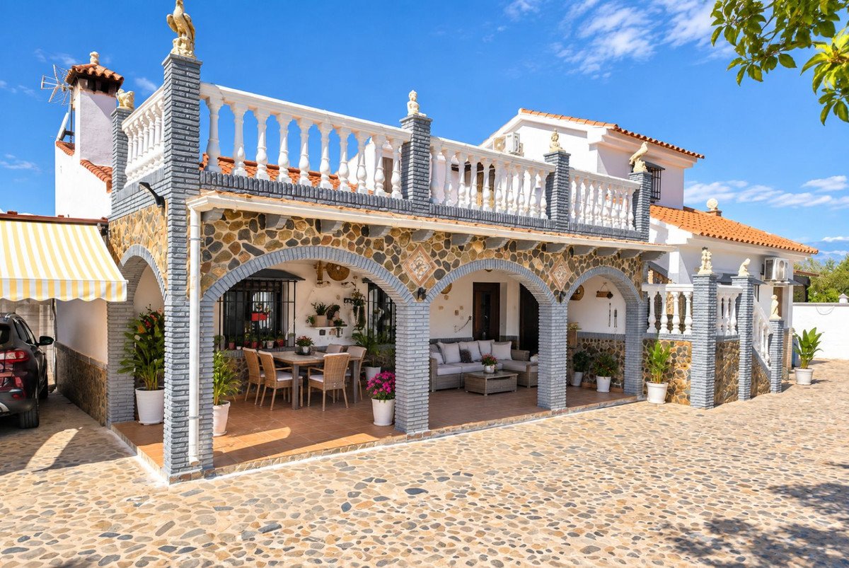 5 Bed Detached Villa in Cártama