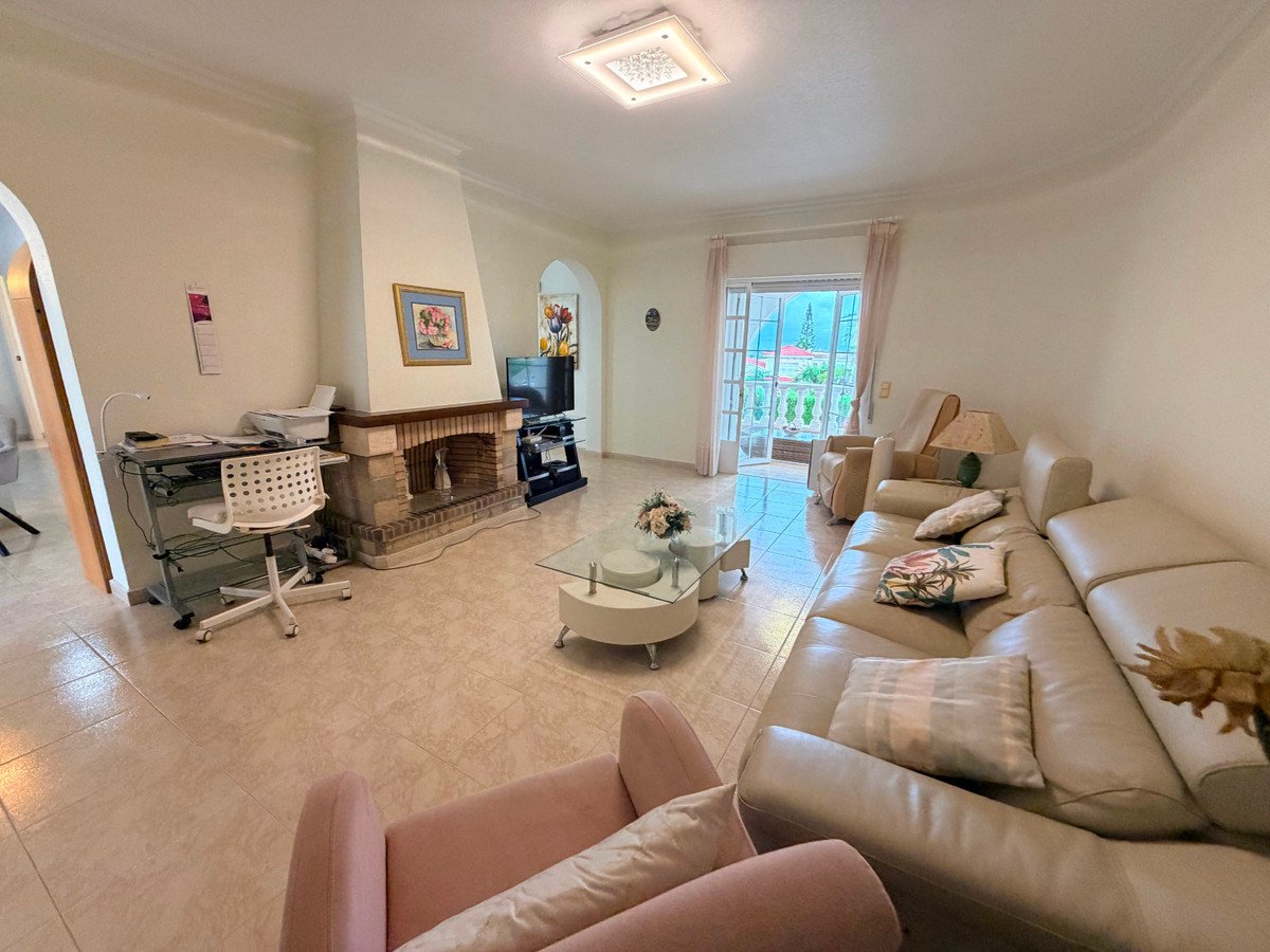 5 Bed Detached Villa in Ciudad Quesada