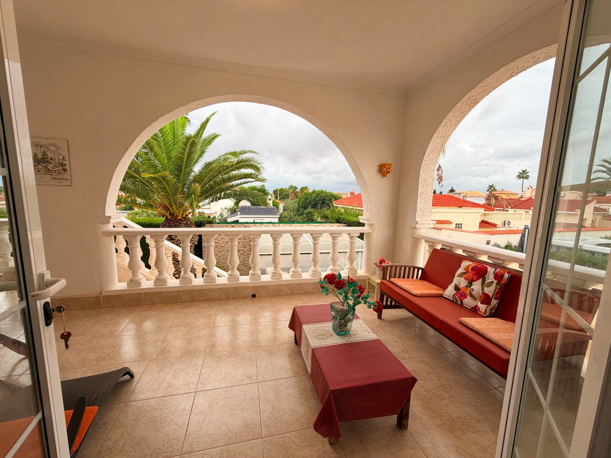 5 Bed Detached Villa in Ciudad Quesada