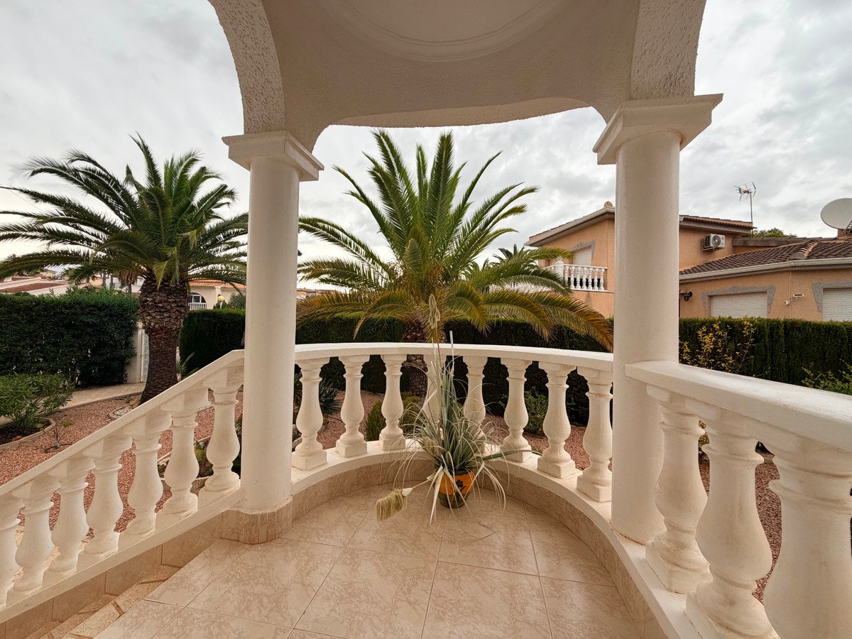 5 Bed Detached Villa in Ciudad Quesada