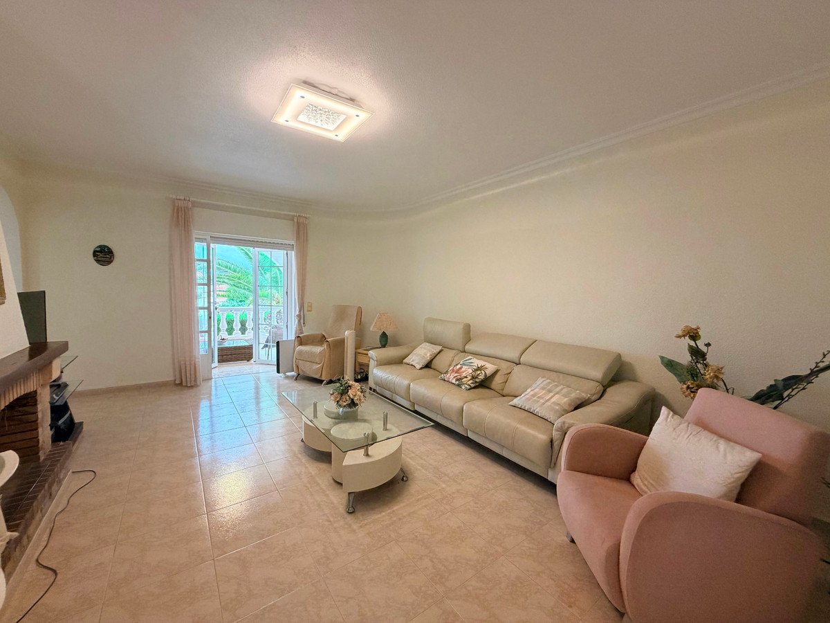 5 Bed Detached Villa in Ciudad Quesada