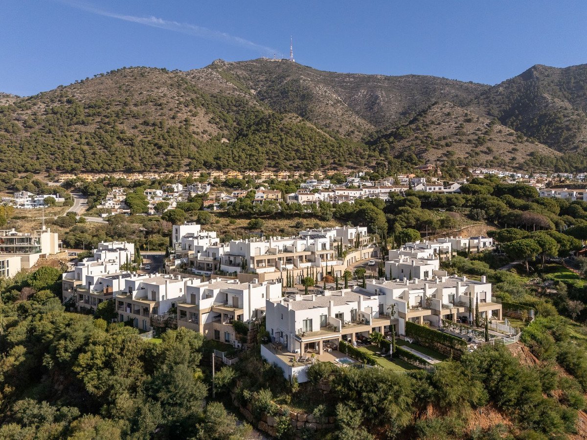 3 Bed Semi-Detached House in Mijas
