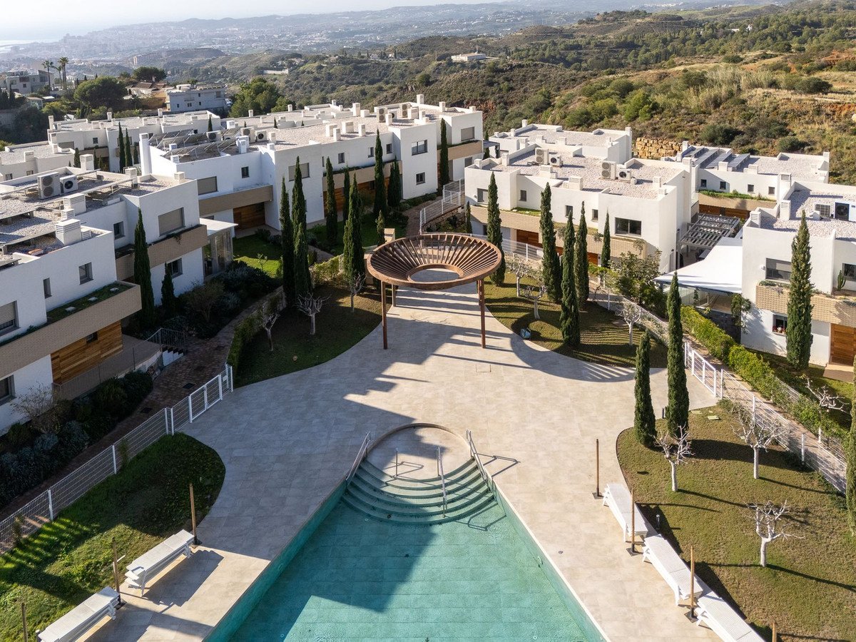 3 Bed Semi-Detached House in Mijas