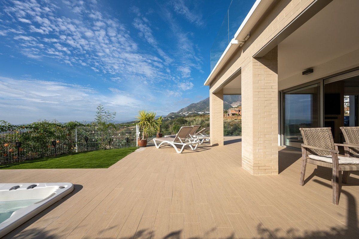 3 Bed Semi-Detached House in Mijas