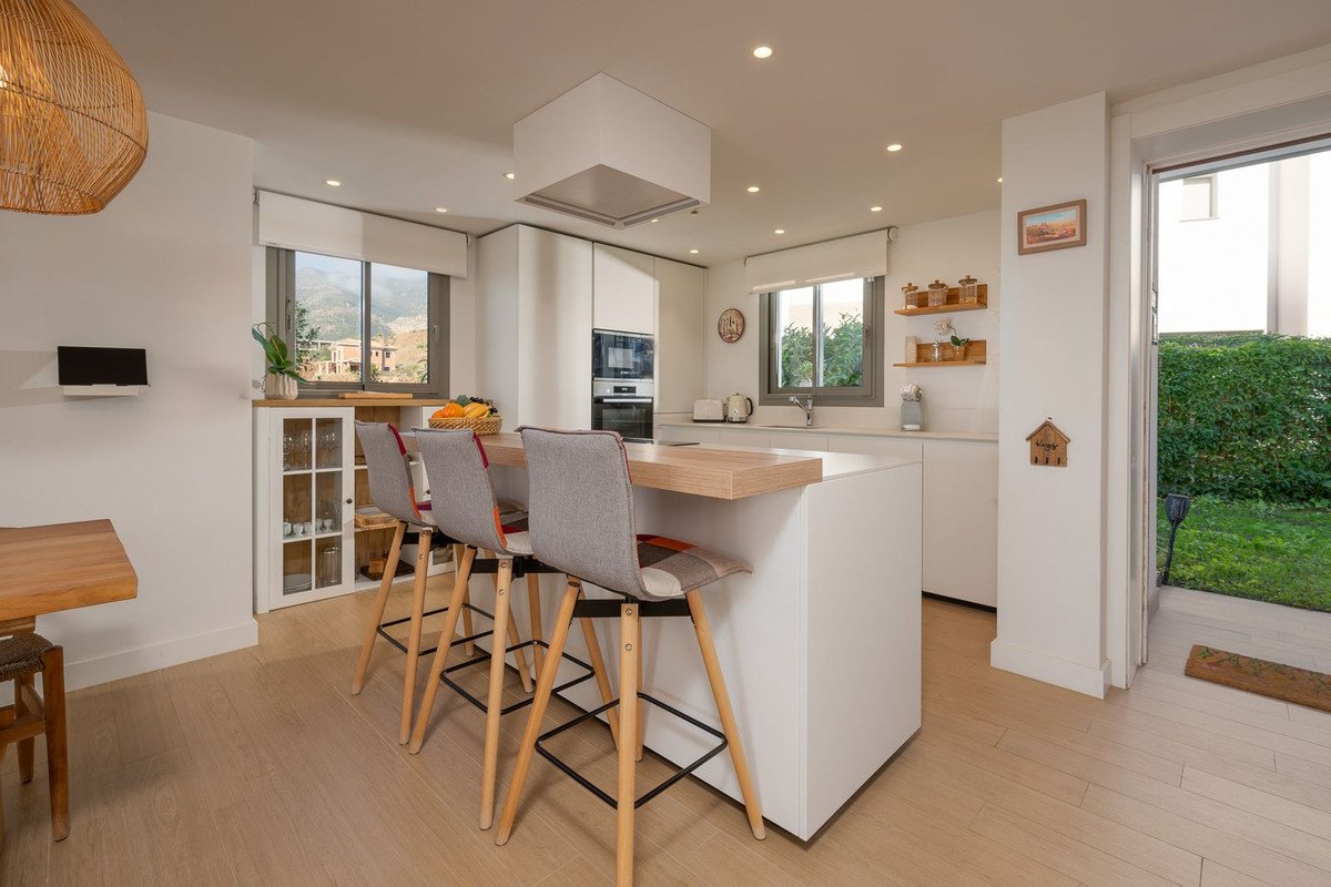 3 Bed Semi-Detached House in Mijas